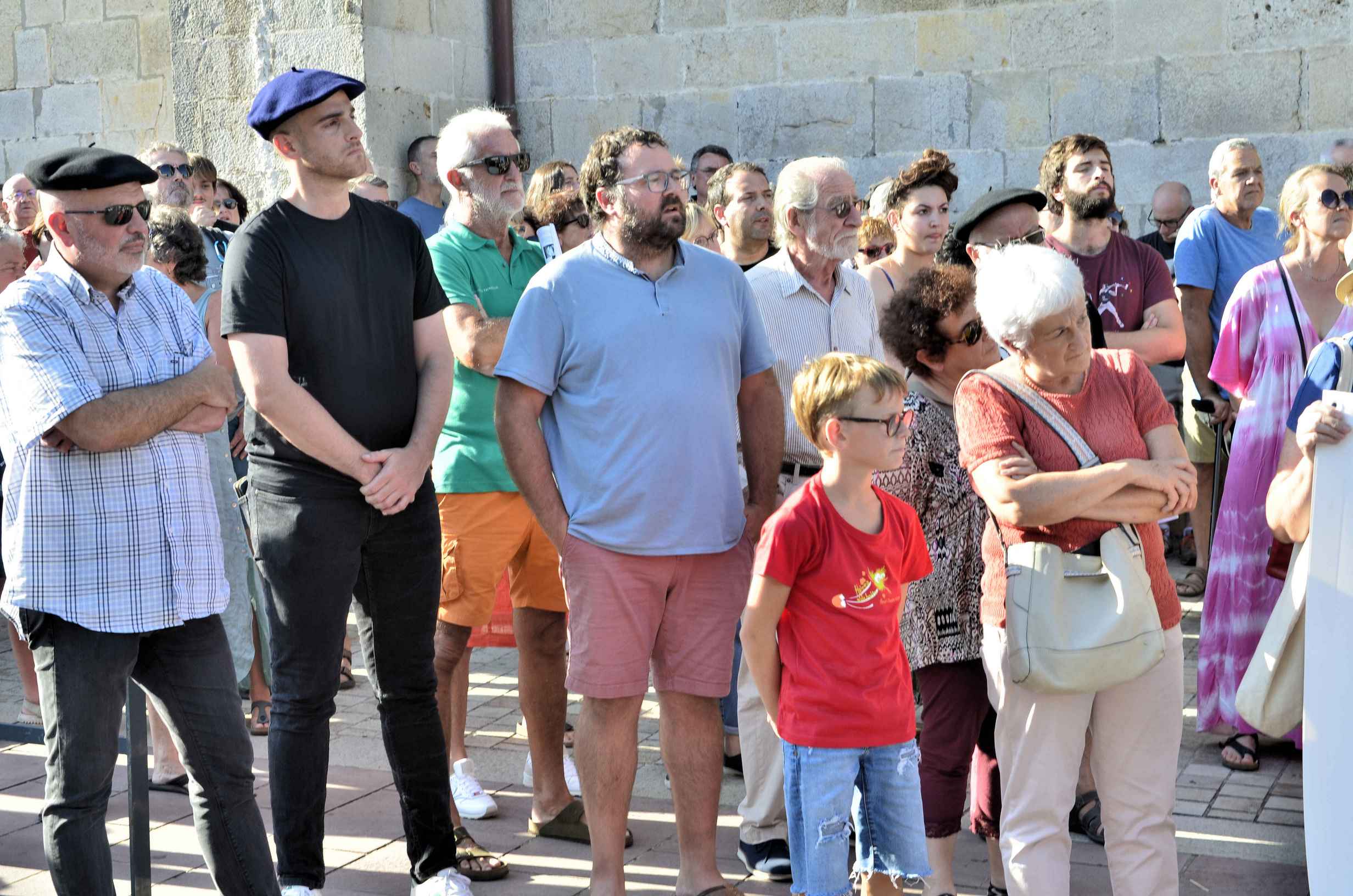 <br />
<b>Notice</b>:  Undefined variable: titre in <b>/var/www/vhosts/bidasoa-etorkinekin.org/httpdocs/views/urrugne.view.php</b> on line <b>28</b><br />
